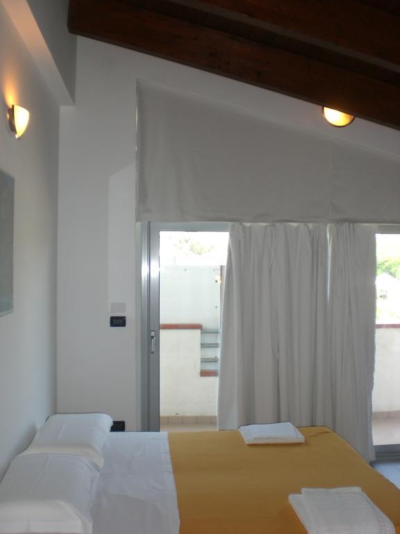 סן ג'יובאני טאטינו B&B D'Annunzio חדר תמונה